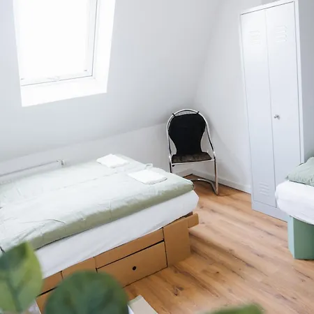 Raum Life - Helles Zum Wohlfuehlen Ideal Fuer Gruppen Apartman Straubing