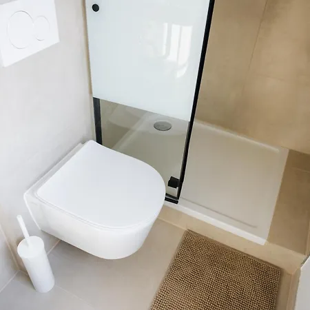 Raum Life - Helles Zum Wohlfuehlen Ideal Fuer Gruppen