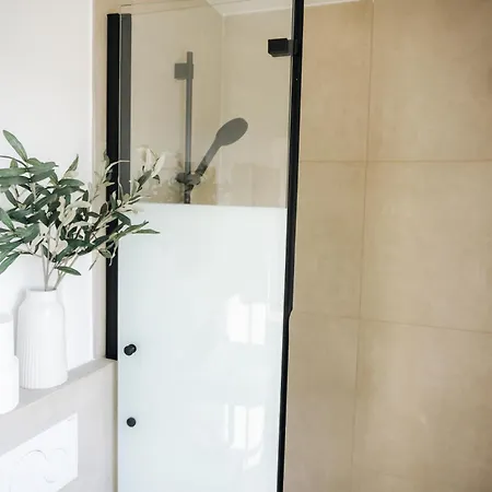 Apartman Raum Life - Helles Zum Wohlfuehlen Ideal Fuer Gruppen Straubing