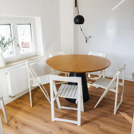 Raum Life - Helles Zum Wohlfuehlen Ideal Fuer Gruppen Apartman Straubing